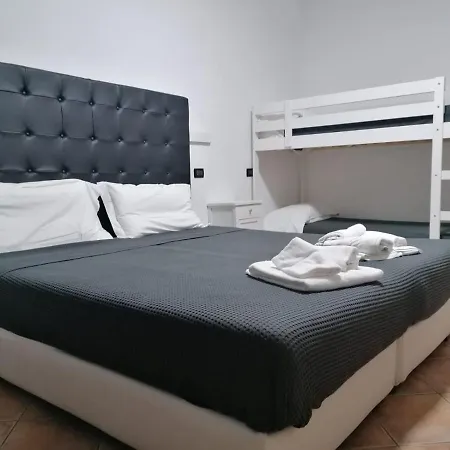 Il Viaggiatore Bed & Breakfast Marina di Massa