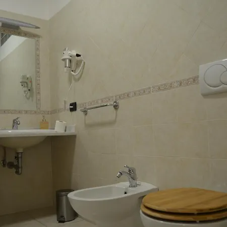 Il Viaggiatore Couette-café 4*
